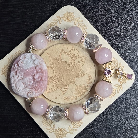 Jewelry - Elegant Pink Morganite Bracelet